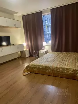 Студия Санкт-Петербург бул. Александра Грина, 1 (27.0 м)