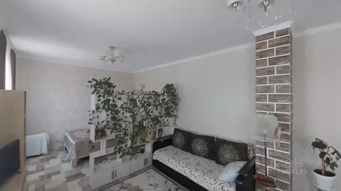 Дом в Крым, Сакский район, Вересаевское с/пос, с. Глинка ул. Садовая, ...