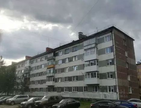 4-к кв. Коми, Ухта просп. Космонавтов, 25 (58.4 м)