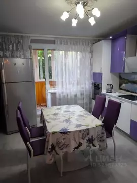 4-к кв. Тюменская область, Тюмень 6-й мкр, проезд 9 Мая, 7 (120.0 м)