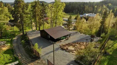 Дом в Карелия, Лахденпохский муниципальный округ, пос. Раухала ул. ...