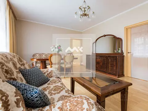 3-к кв. Санкт-Петербург ул. Одоевского, 28 (104.0 м)