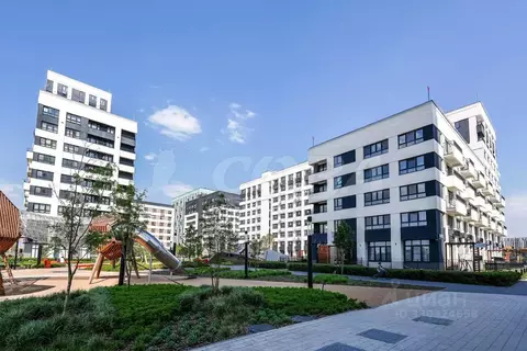 Студия Тюменская область, Тюмень ул. Василия Малкова, 12 (28.6 м)
