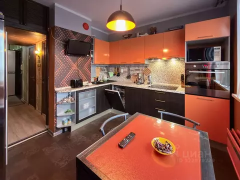 3-к кв. Москва ул. Санникова, 9К1 (74.0 м)