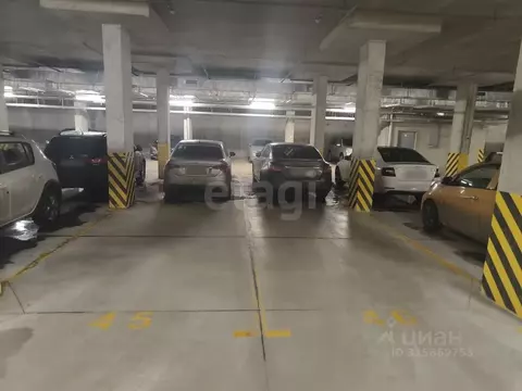 Гараж в Санкт-Петербург просп. Буденного, 23к1 (13 м)