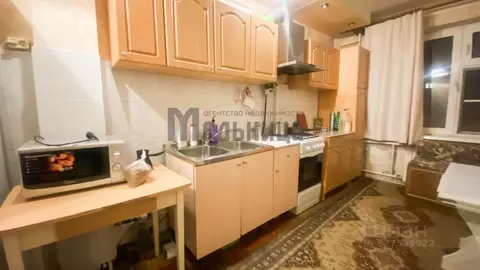 3-к кв. Волгоградская область, Волгоград Семь Ветров мкр, ул. ...