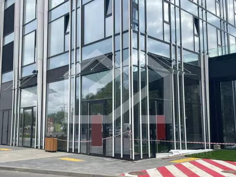 Торговая площадь в Москва Озерная ул., 1к2/5 (194 м)