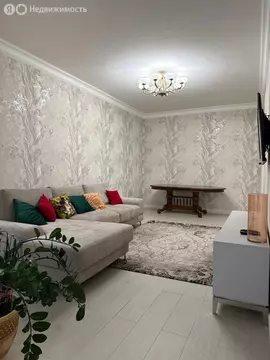 3-комнатная квартира: Нальчик, улица Тлостанова, 28 (106 м)