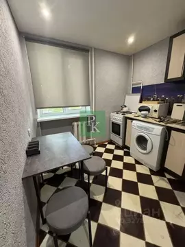 2-к кв. Крым, Симферополь ул. Генерала Захарова, 4 (45.0 м)