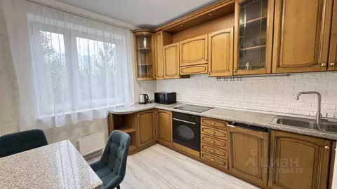 2-к кв. Москва ул. Крылатские Холмы, 39К2 (54.0 м)