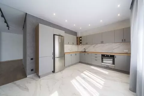 3-к кв. Самарская область, Самара Самарская ул., 95А (127.8 м)