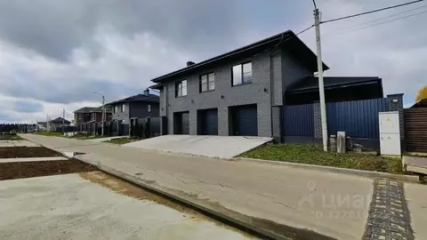 Дом в Московская область, Красногорск городской округ, д. Нефедьево ...