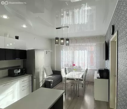 3-комнатная квартира: Иркутск, Депутатская улица, 69 (79 м)