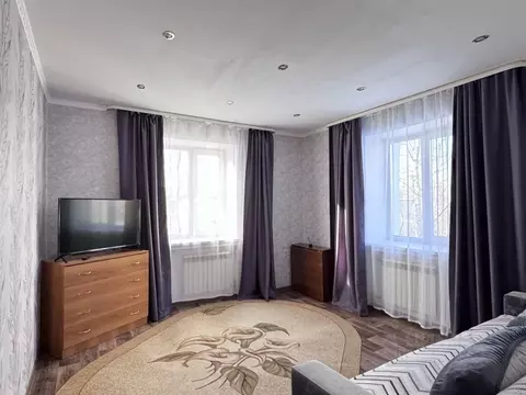 3-к кв. Омская область, Омск Московка мкр, ул. 1-я Ленинградская, 9А ...