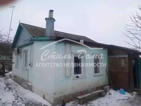 Дом в Волгоградская область, Калачевский район, Логовское с/пос, ...