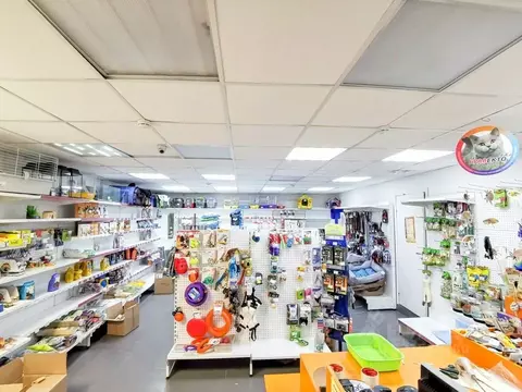 Торговая площадь в Свердловская область, Екатеринбург ул. Старых ...