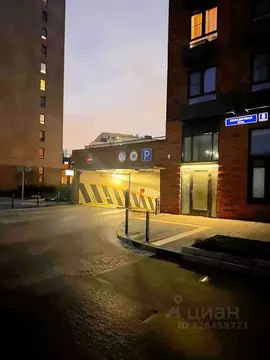 Гараж в Москва Складочная ул., 8к2 (13 м)