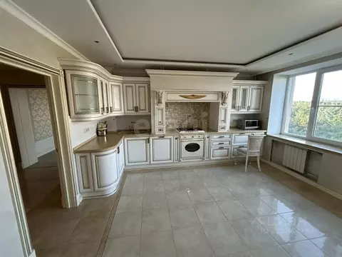 4-к кв. Ставропольский край, Ессентуки Новопятигорская ул. (139.8 м)