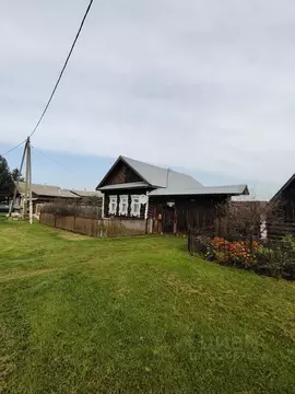 Дом в Свердловская область, Сысертский муниципальный округ, с. Щелкун ...