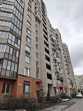 2-к кв. Санкт-Петербург Звездная ул., 11к1 (73.0 м)