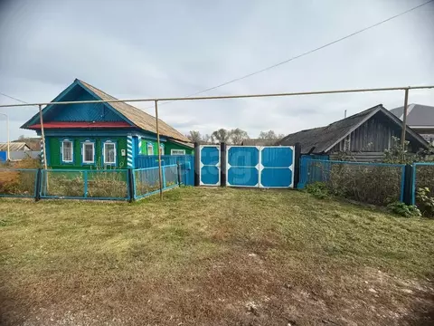 Дом в Татарстан, Заинский район, Багряжское с/пос, с. Сарсаз-Багряж  ...