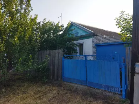 Дом в Волгоградская область, Октябрьский рп ул. Свердлова (66 м)