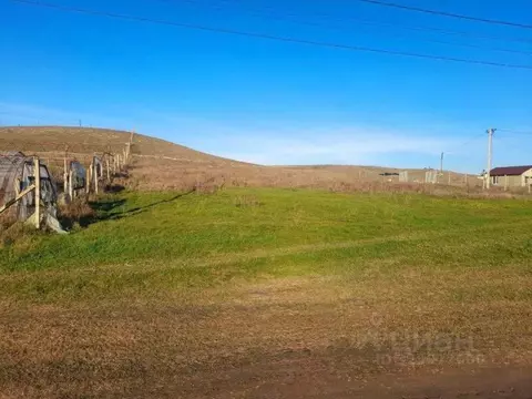 Участок в Крым, Бахчисарайский район, Почтовское с/пос, с. ...