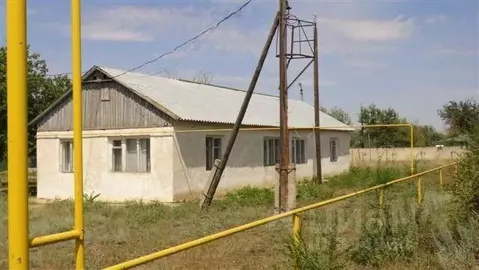 Помещение свободного назначения в Ростовская область, пос. Зимовники ...