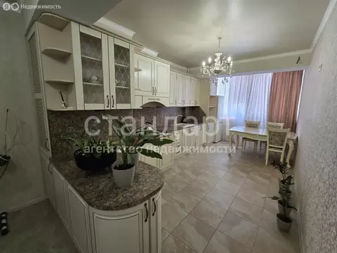 2-комнатная квартира: Ессентуки, Никольская улица, 15А (74.6 м)