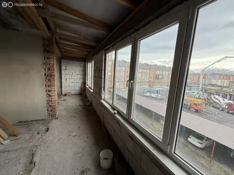 2-комнатная квартира: Владикавказ, Владикавказская улица, 71к3 (74 м)