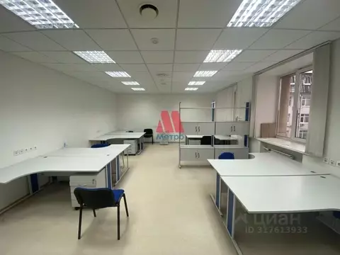 Офис в Ярославская область, Ярославль ул. Чайковского, 40А (60 м)