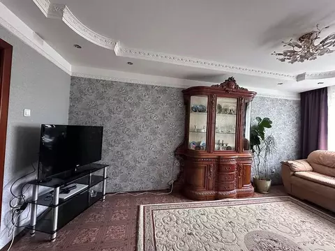 3-к кв. Тюменская область, Тюмень ул. 50 лет Октября, 46 (69.3 м)