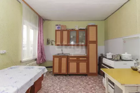 Дом в Омская область, Таврическое рп ул. Рабочая, 7кв2 (77 м)