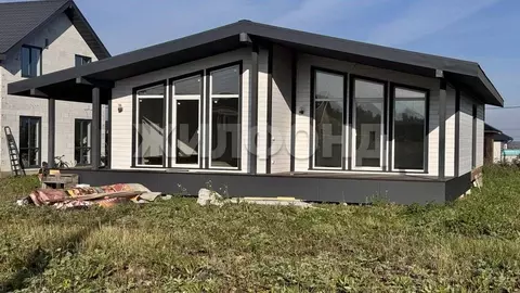 Дом в Новосибирская область, Новосибирский район, Каменский сельсовет, ...