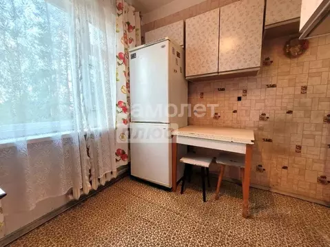 3-к кв. Калужская область, Калуга Привокзальная ул., 8к2 (59.8 м)