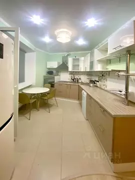 2-к кв. Москва пос. Коммунарка, ул. Потаповская Роща, 2к1 (42.0 м)