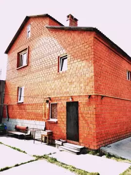 Дом в Курганская область, Далматовский муниципальный округ, с. Лебяжье ...