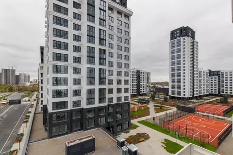 2-к кв. Тюменская область, Тюмень ул. Братьев Бондаревых, 5 (65.5 м)