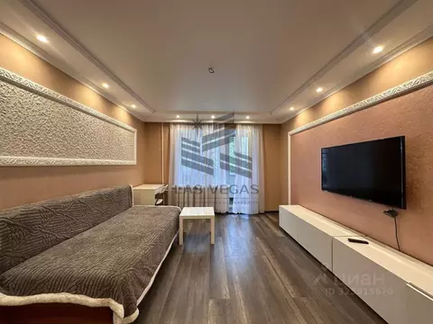 2-к кв. Татарстан, Казань ул. Масгута Латыпова, 36 (60.0 м)