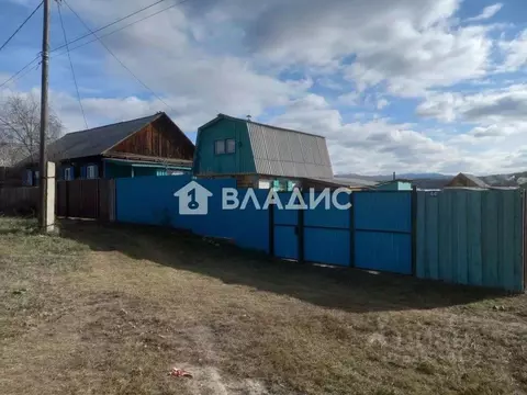 Дом в Бурятия, Тарбагатайский район, Саянтуйское с/пос, с. ...