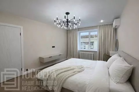 1-к кв. Волгоградская область, Волгоград ул. В.И. Ленина, 6 (50.0 м)