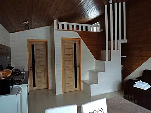 Дом в Карачаево-Черкесия, Зеленчукский район, с. Архыз ул. Водопадная, ...