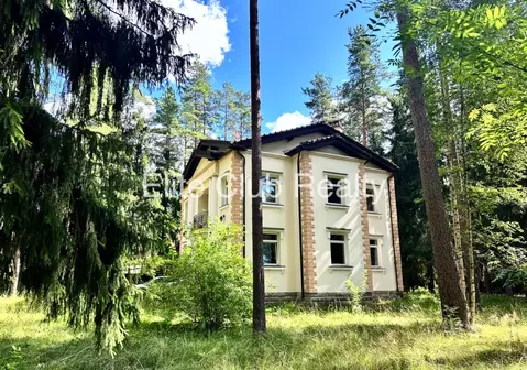 Дом в Ленинградская область, Выборгский район, Рощино пгт ул. Кирова, ...