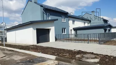 Таунхаус в Челябинская область, Магнитогорск ул. Зеленый Лог (140 м)