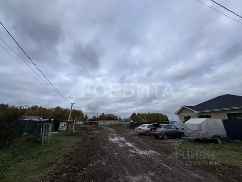 Участок в Тюменская область, Тюменский муниципальный округ, д. Ушакова ...