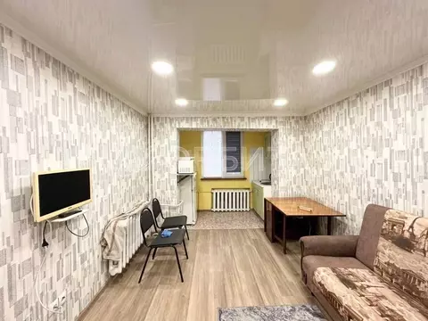 Студия Тюменская область, Тюмень ул. Республики, 237 (18.0 м)