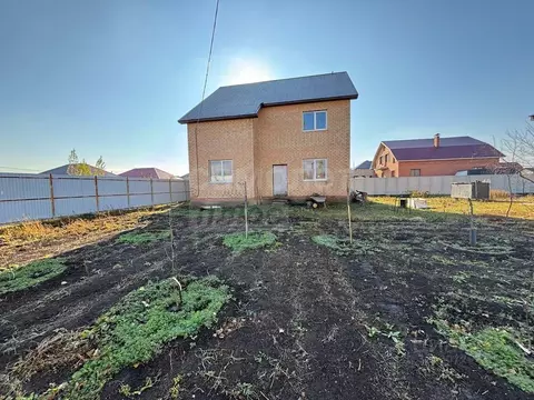Дом в Оренбургская область, Оренбургский район, с. Южный урал ул. ...