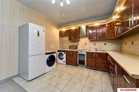 2-к кв. Краснодарский край, Краснодар 1 Мая ул. (84.5 м)