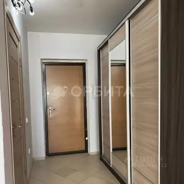 Студия Тюменская область, Тюмень Кремлевская ул., 112к1 (29.0 м)