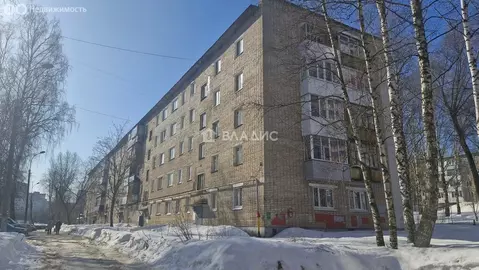 3-комнатная квартира: Пермь, улица Макаренко, 16 (61.4 м)